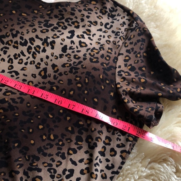 Kathie Lee Animal print blouse - Picture 3 of 4
